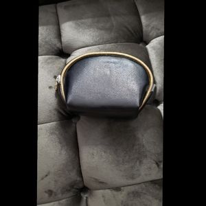 New Price! 5/$20 Juicy Couture coin purse